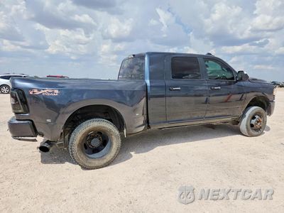 Trzecie zdjęcie samochodu z tyłu: 2019 RAM 3500 BIG HORN VIN:3C63RRLL6KG543145 - miniatura