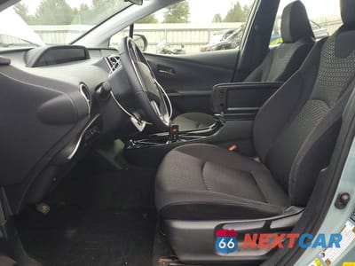 Zdjęcie 7 z 14 samochodu: 2017 TOYOTA PRIUS THREE VIN:JTDKARFU6H3054160 - miniatura