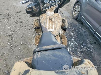 Zdjęcie 6 z 8 samochodu: 2011 HARLEY-DAVIDSON FLHTK VIN:1HD1KEM17BB627170 - miniatura