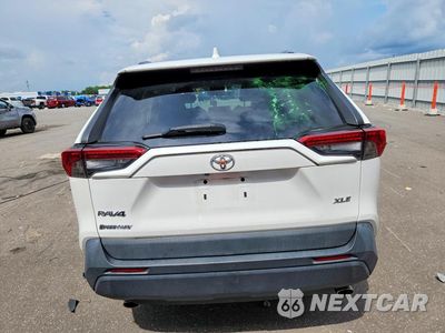Zdjęcie 6 z 13 samochodu: 2021 TOYOTA RAV4 XLE VIN:2T3W1RFV3MC142747 - miniatura