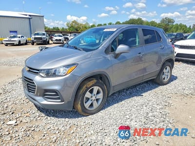 2020 CHEVROLET TRAX LS 3GNCJNSB8LL158672 - główne zdjęcie licytacji z USA - miniatura