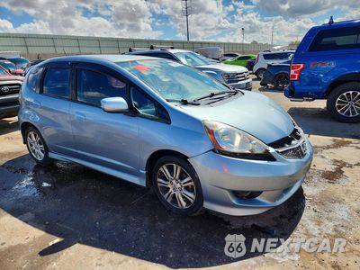 Czwarte zdjęcie samochodu z boku: 2011 HONDA FIT SPORT VIN:JHMGE8H52BC002783 - miniatura