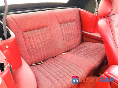 Zdjęcie 11 z 13 samochodu: 1987 FORD MUSTANG GT VIN:1FABP45E9HF259570 - miniatura