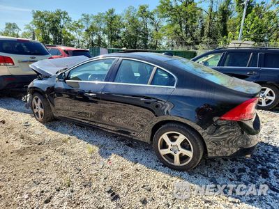 Drugie zdjęcie samochodu z przodu: 2013 VOLVO S60 T5 VIN:YV1612FH3D2229194 - miniatura