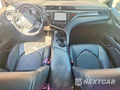 Zdjęcie 8 z 12 samochodu: 2019 TOYOTA CAMRY SE VIN:4T1B11HK6KU274778 - miniatura