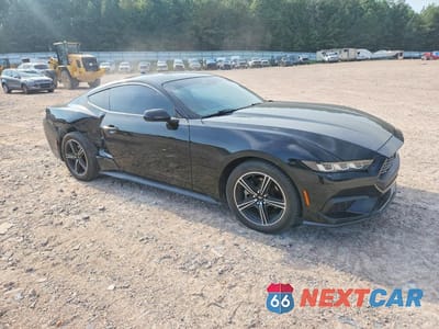 Czwarte zdjęcie samochodu z boku: 2024 FORD MUSTANG VIN:1FA6P8TH4R5107404 - miniatura