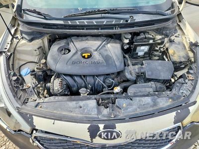 Zdjęcie 11 z 12 samochodu: 2015 KIA FORTE LX VIN:KNAFK4A65F5298987 - miniatura