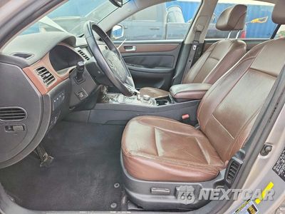 Zdjęcie 7 z 12 samochodu: 2012 HYUNDAI GENESIS 3.8L VIN:KMHGC4DDXCU198587 - miniatura