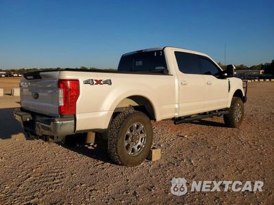 Trzecie zdjęcie samochodu z tyłu: 2019 FORD F250 SUPER DUTY VIN:1FT7W2B6XKEG54293 - miniatura