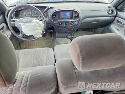 Zdjęcie 8 z 12 samochodu: 2006 TOYOTA TUNDRA DOUBLE CAB SR5 VIN:5TBDT44176S534680 - miniatura