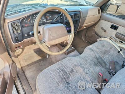 Zdjęcie 8 z 12 samochodu: 1998 TOYOTA TACOMA BASE VIN:4TANL42N0WZ009570 - miniatura