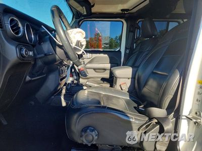 Zdjęcie 7 z 14 samochodu: 2018 JEEP WRANGLER UNLIMITED SAHARA VIN:1C4HJXEG8JW118147 - miniatura