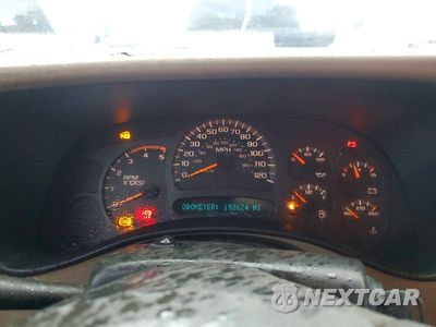 Zdjęcie 9 z 12 samochodu: 2004 GMC NEW SIERRA C3500 VIN:1GTJC33284F262961 - miniatura