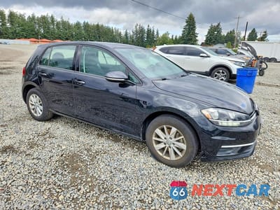 Czwarte zdjęcie samochodu z boku: 2018 VOLKSWAGEN GOLF S VIN:3VWG17AU4JM251816 - miniatura