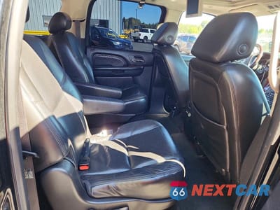 Zdjęcie 10 z 12 samochodu: 2007 CADILLAC ESCALADE ESV VIN:1GYFK66827R264602 - miniatura