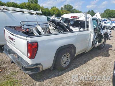 Trzecie zdjęcie samochodu z tyłu: 2020 GMC SIERRA C1500 VIN:3GTN8AEHXLG251739 - miniatura