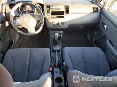 Zdjęcie 8 z 12 samochodu: 2009 NISSAN VERSA 1.6 BASE VIN:3N1CC11E99L469336 - miniatura