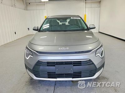 Piąte zdjęcie samochodu w środku: 2026 KIA NIRO LX VIN:KNDCP3LE9T5363907 - miniatura