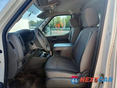 Zdjęcie 7 z 12 samochodu: 2021 NISSAN NV 2500 HD SV VIN:1N6AF0KY2MN807387 - miniatura