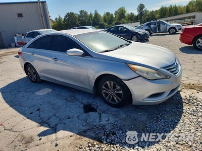 Czwarte zdjęcie samochodu z boku: 2012 HYUNDAI SONATA GLS VIN:5NPEB4AC6CH396572 - miniatura