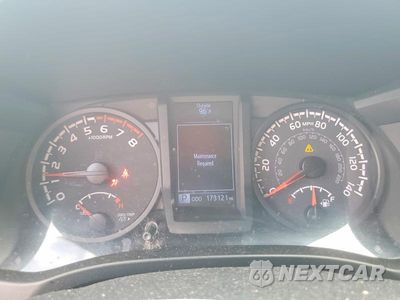 Zdjęcie 9 z 13 samochodu: 2020 TOYOTA TACOMA SR VIN:5TFAX5GN6LX171703 - miniatura