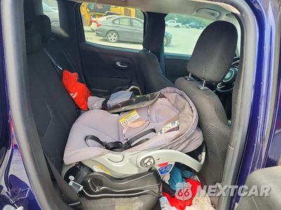 Zdjęcie 11 z 13 samochodu: 2016 JEEP RENEGADE SPORT VIN:ZACCJAAT9GPD73065 - miniatura