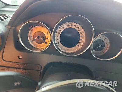 Zdjęcie 9 z 12 samochodu: 2014 MERCEDES-BENZ C 250 VIN:WDDGF4HB2EA948837 - miniatura