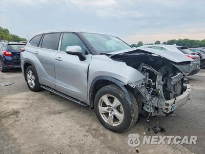 Czwarte zdjęcie samochodu z boku: 2023 TOYOTA HIGHLANDER LE VIN:5TDKDRAH4PS502457 - miniatura