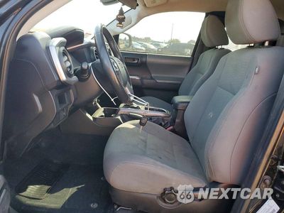 Zdjęcie 7 z 12 samochodu: 2018 TOYOTA TACOMA SR5 VIN:5TFRX5GN6JX109850 - miniatura