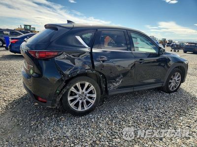 Trzecie zdjęcie samochodu z tyłu: 2019 MAZDA CX-5 GRAND TOURING VIN:JM3KFBDM2K0641760 - miniatura