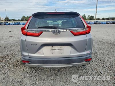 Zdjęcie 6 z 14 samochodu: 2017 HONDA CR-V LX VIN:7FARW5H37HE011919 - miniatura