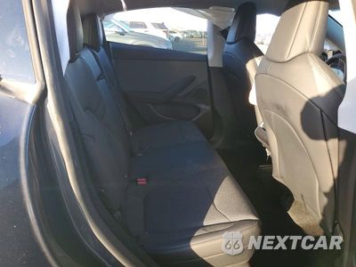 Zdjęcie 10 z 12 samochodu: 2026 TESLA MODEL Y VIN:7SAYGDED8TA592500 - miniatura