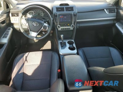 Zdjęcie 8 z 12 samochodu: 2014 TOYOTA CAMRY SE VIN:4T1BF1FK2EU342020 - miniatura