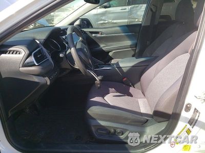 Zdjęcie 7 z 12 samochodu: 2018 TOYOTA CAMRY LE VIN:4T1B11HK2JU501317 - miniatura