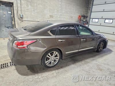 Trzecie zdjęcie samochodu z tyłu: 2015 NISSAN ALTIMA 3.5 S VIN:1N4BL3AP3FC121549 - miniatura