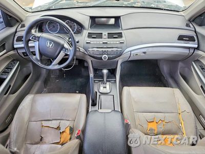 Zdjęcie 8 z 12 samochodu: 2009 HONDA ACCORD EXL VIN:1HGCP36829A007905 - miniatura