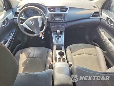 Zdjęcie 8 z 12 samochodu: 2016 NISSAN SENTRA S VIN:3N1AB7APXGY253400 - miniatura
