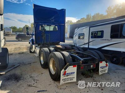 Trzecie zdjęcie samochodu z tyłu: 2022 INTERNATIONAL LT625 SEMI TRUCK VIN:3HSDZAPR7NN085913 - miniatura