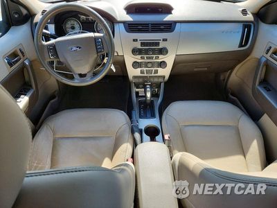 Zdjęcie 8 z 12 samochodu: 2011 FORD FOCUS SEL VIN:1FAHP3HN4BW124892 - miniatura