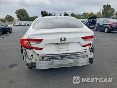 Zdjęcie 6 z 13 samochodu: 2018 HONDA ACCORD TOURING VIN:1HGCV1F95JA070827 - miniatura