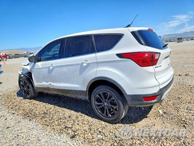 Drugie zdjęcie samochodu z przodu: 2019 FORD ESCAPE SE VIN:1FMCU0GD4KUB32891 - miniatura
