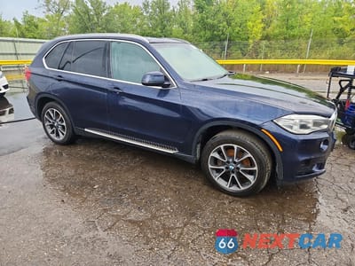 Czwarte zdjęcie samochodu z boku: 2015 BMW X5 XDRIVE35I VIN:5UXKR0C54F0K65954 - miniatura