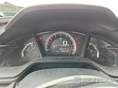 Zdjęcie 9 z 12 samochodu: 2016 HONDA CIVIC LX VIN:2HGFC2F55GH536191 - miniatura