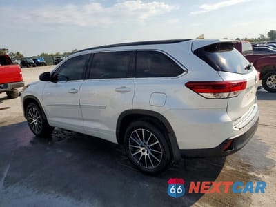 Drugie zdjęcie samochodu z przodu: 2017 TOYOTA HIGHLANDER SE VIN:5TDJZRFH8HS478199 - miniatura