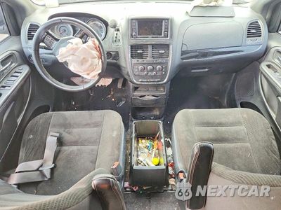 Zdjęcie 8 z 13 samochodu: 2017 DODGE GRAND CARAVAN SE VIN:2C4RDGBG9HR707128 - miniatura