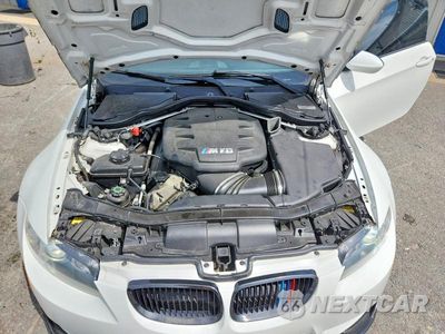 Zdjęcie 11 z 12 samochodu: 2011 BMW M3 VIN:WBSDX9C5XBE399040 - miniatura