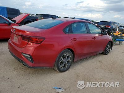 Trzecie zdjęcie samochodu z tyłu: 2021 KIA FORTE LXS VIN:3KPF24AD5ME319288 - miniatura