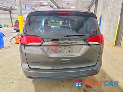 Zdjęcie 6 z 14 samochodu: 2019 CHRYSLER PACIFICA TOURING PLUS VIN:2C4RC1FG0KR593943 - miniatura