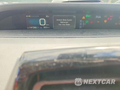 Zdjęcie 9 z 12 samochodu: 2018 TOYOTA PRIUS VIN:JTDKARFU6J3065455 - miniatura