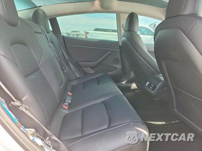 Zdjęcie 10 z 13 samochodu: 2023 TESLA MODEL 3 VIN:5YJ3E1EA7PF402597 - miniatura